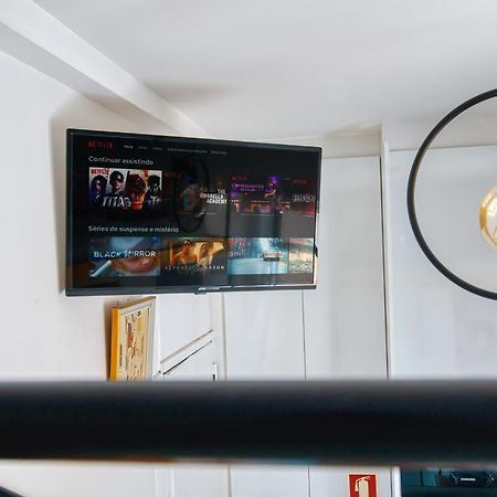 Historic Gem & Modern Loft In The Heart Of Lisbon Apartment Екстериор снимка